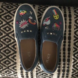 Children place girls sneakers size 2. Brand new